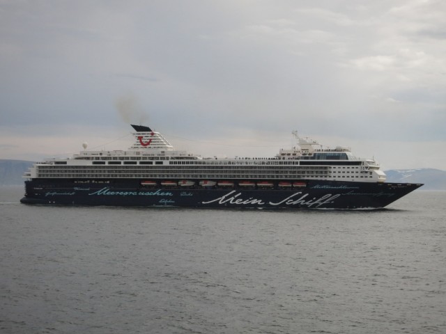 Hurtigruten_2015-06-22_15-18